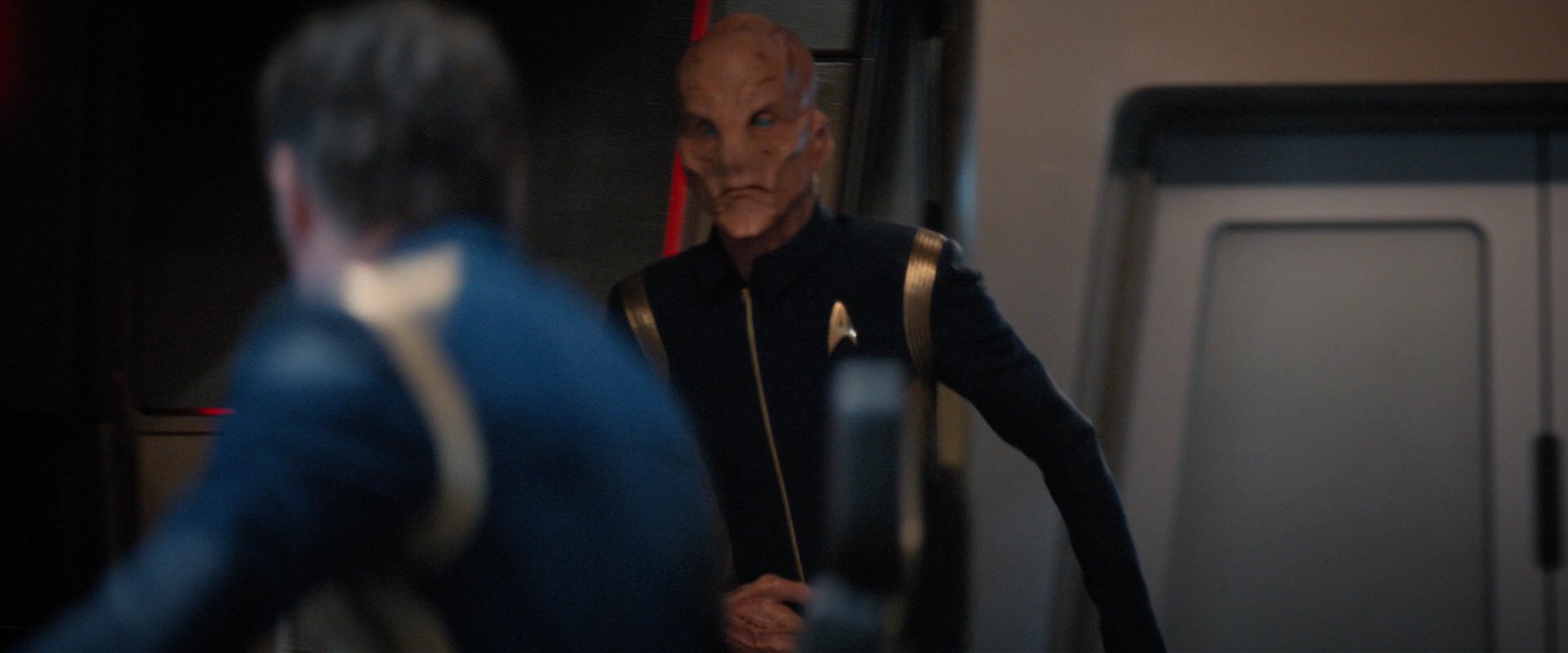 extant_StarTrekDiscovery_2x04-AnObolForCharon_01358.jpg