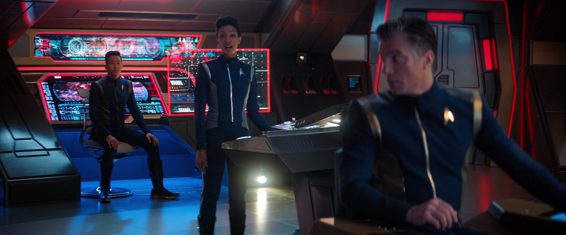 extant_StarTrekDiscovery_2x04-AnObolForCharon_01363.jpg