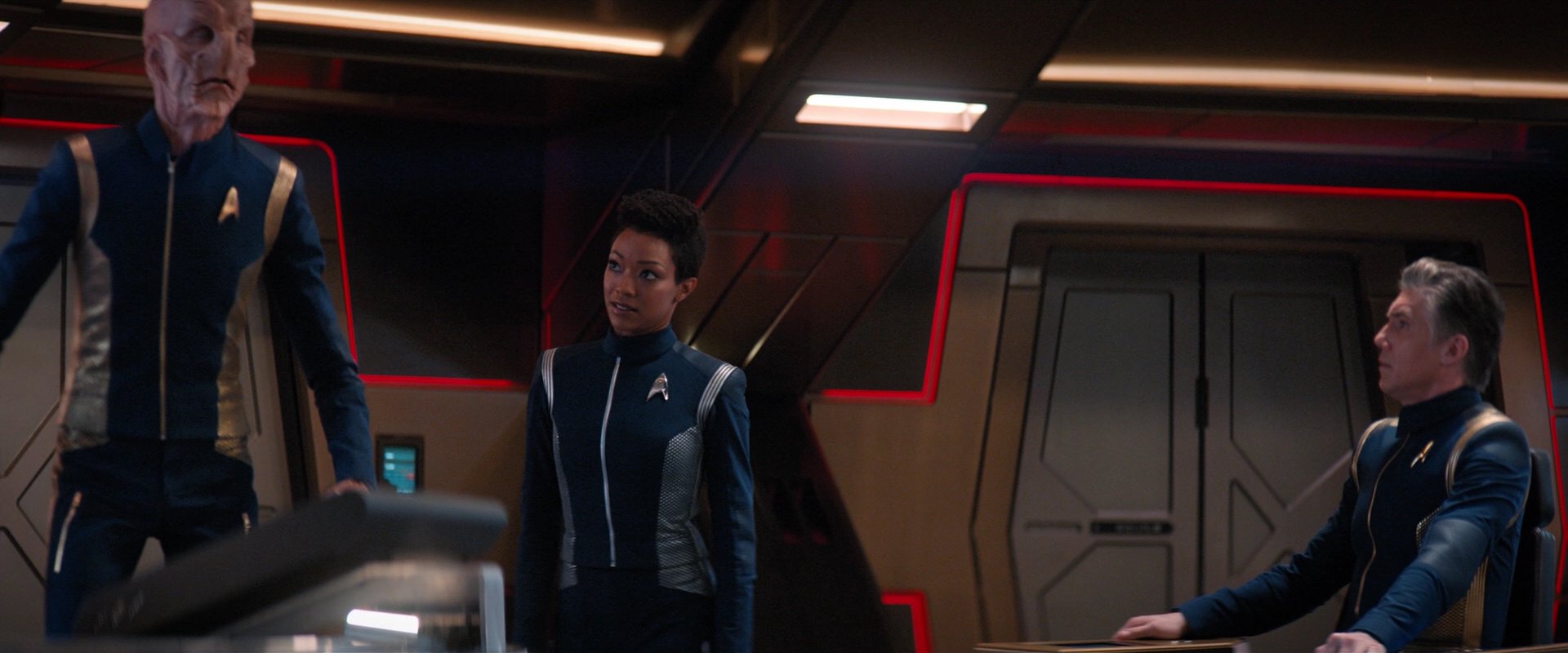 extant_StarTrekDiscovery_2x04-AnObolForCharon_01389.jpg