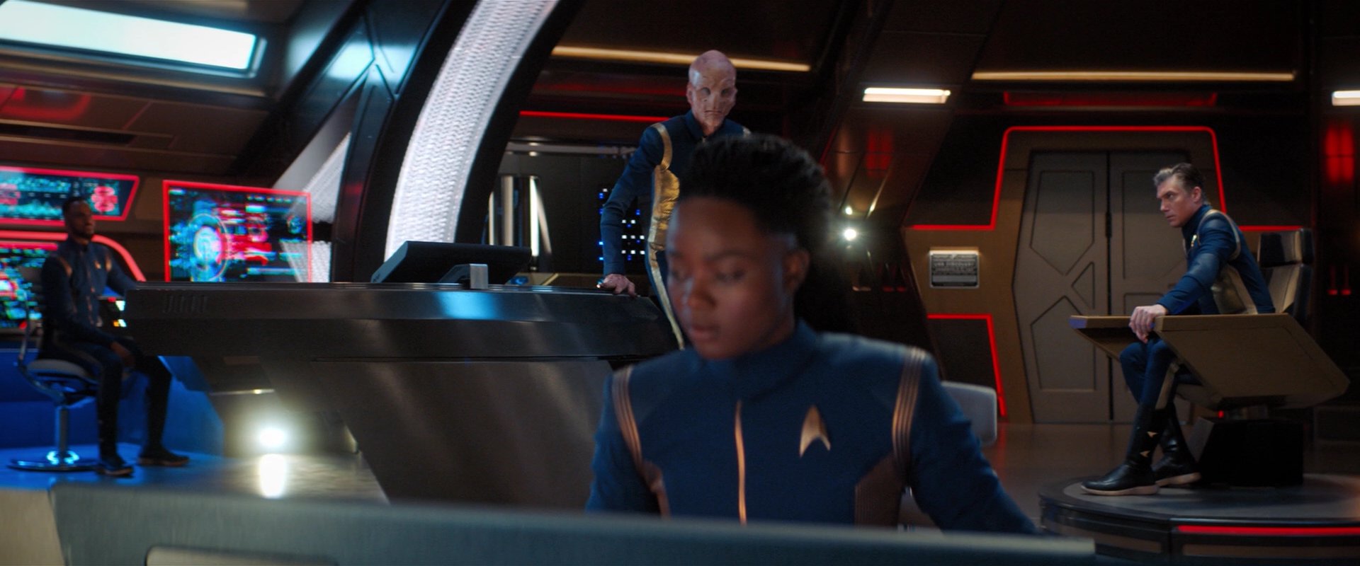 extant_StarTrekDiscovery_2x04-AnObolForCharon_01414.jpg