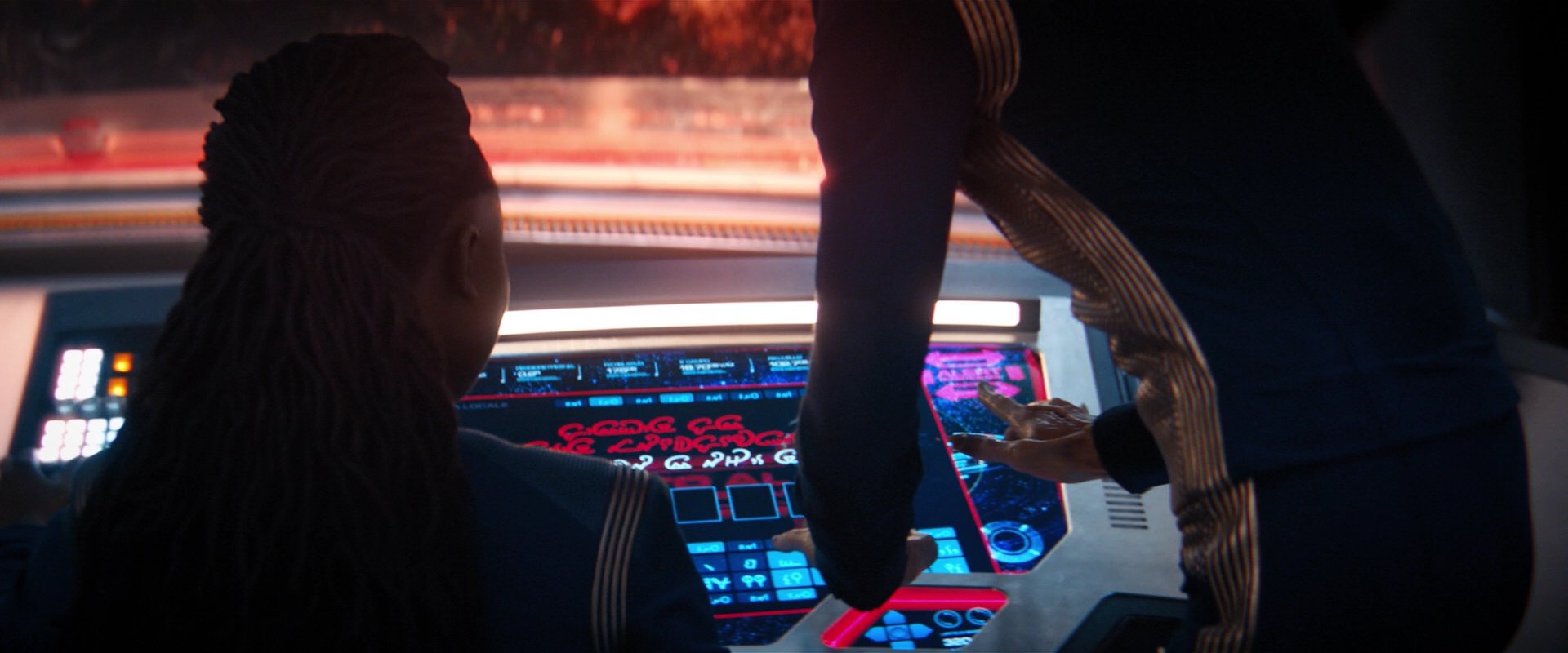 extant_StarTrekDiscovery_2x04-AnObolForCharon_01422.jpg