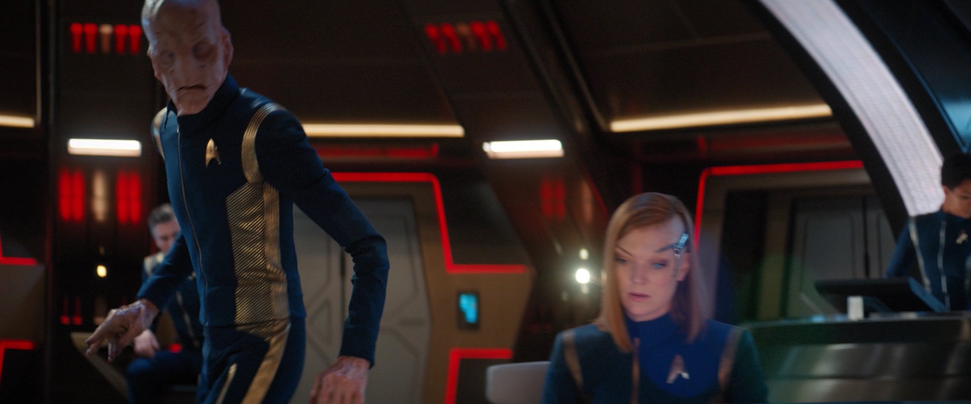 extant_StarTrekDiscovery_2x04-AnObolForCharon_01439.jpg