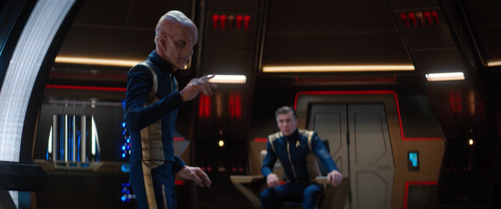 extant_StarTrekDiscovery_2x04-AnObolForCharon_01448.jpg