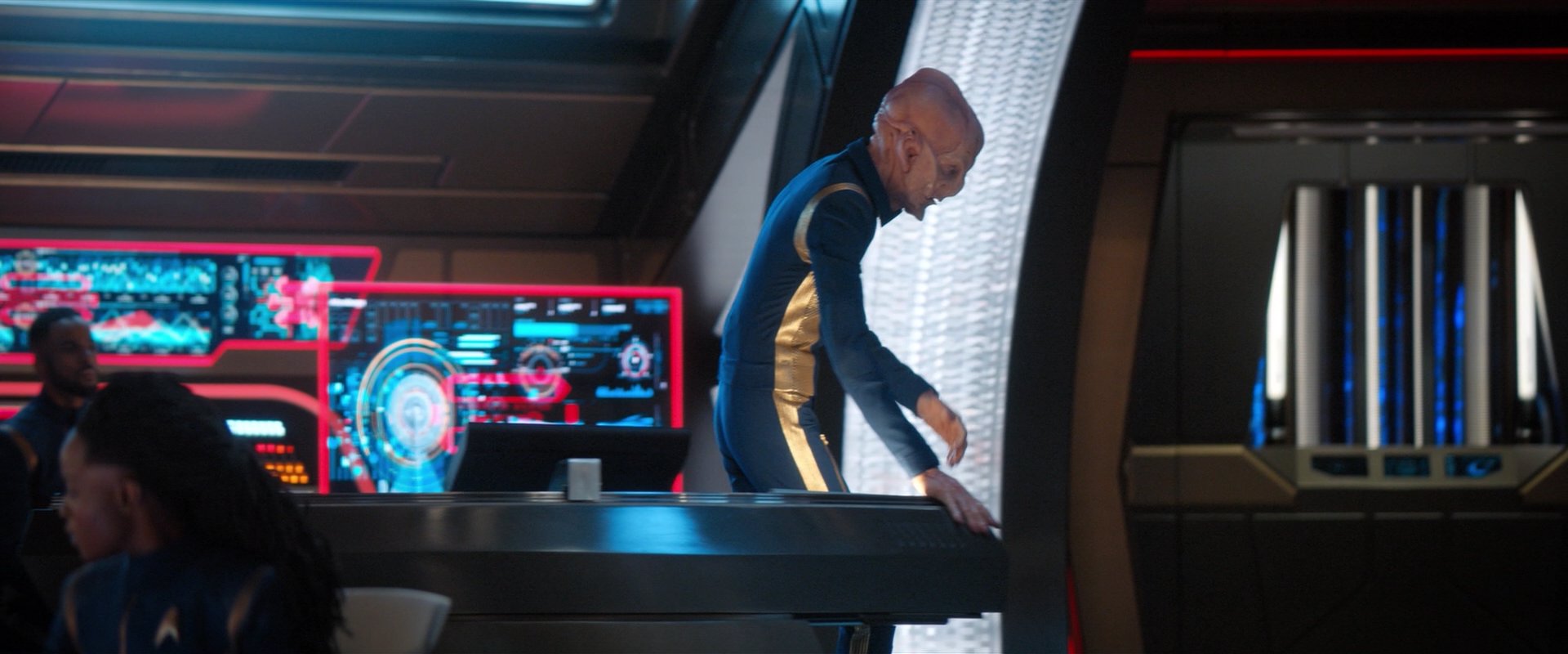 extant_StarTrekDiscovery_2x04-AnObolForCharon_01518.jpg