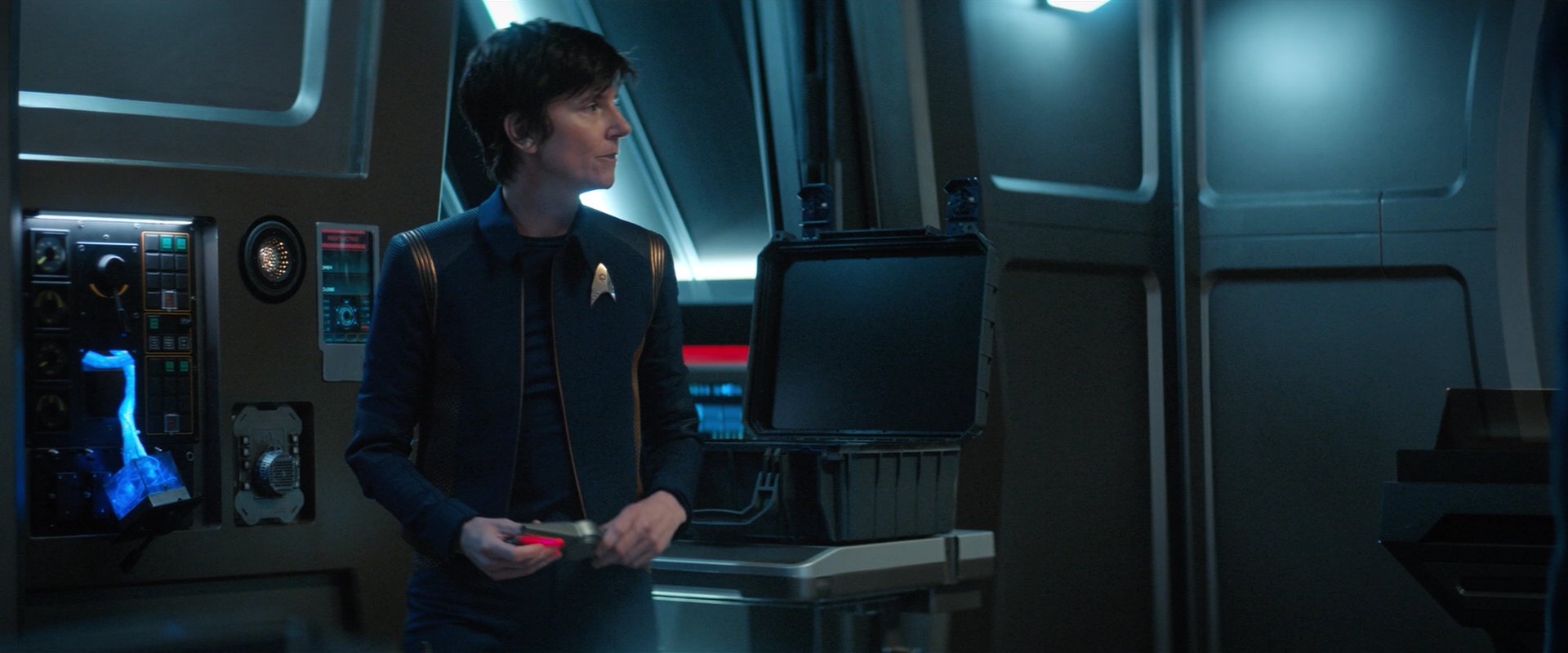 extant_StarTrekDiscovery_2x04-AnObolForCharon_01647.jpg