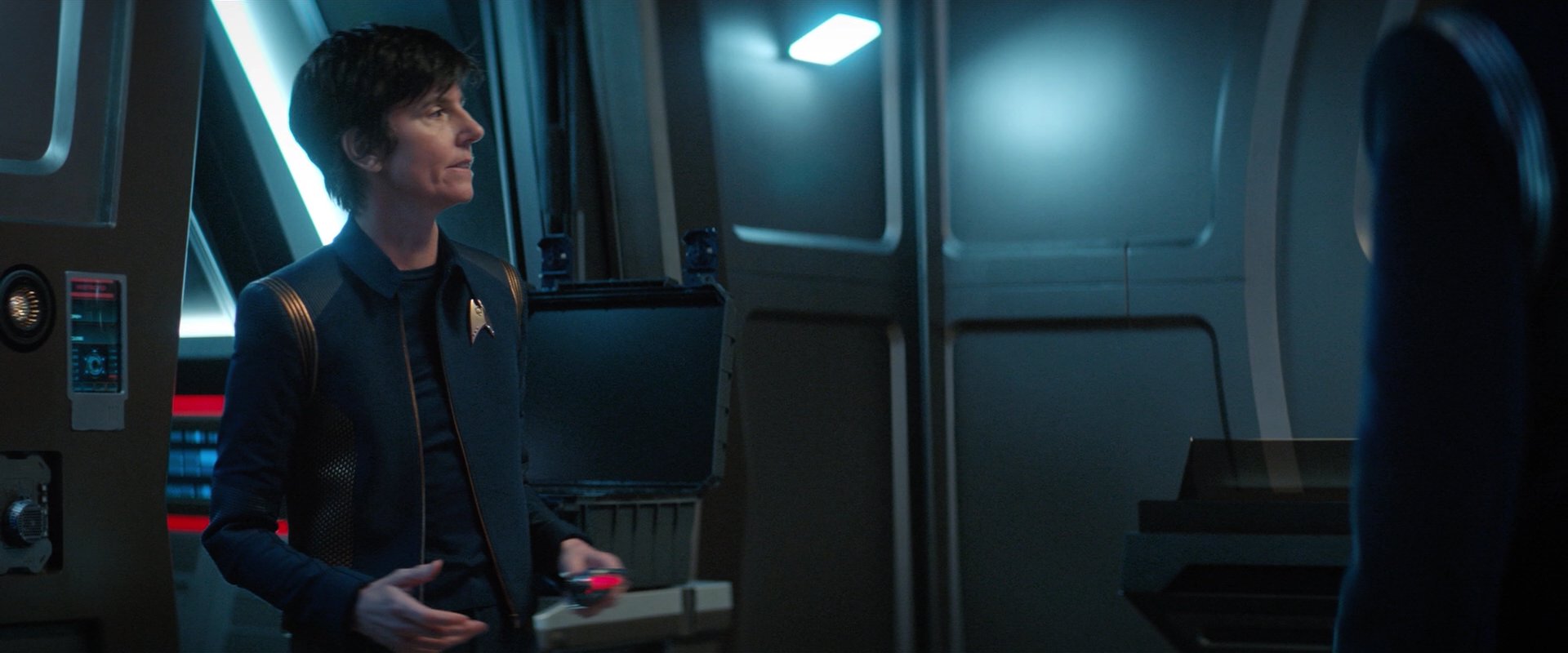 extant_StarTrekDiscovery_2x04-AnObolForCharon_01654.jpg