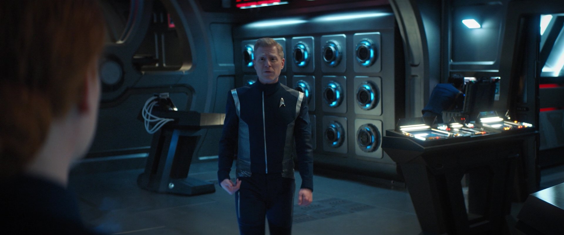 extant_StarTrekDiscovery_2x04-AnObolForCharon_01796.jpg
