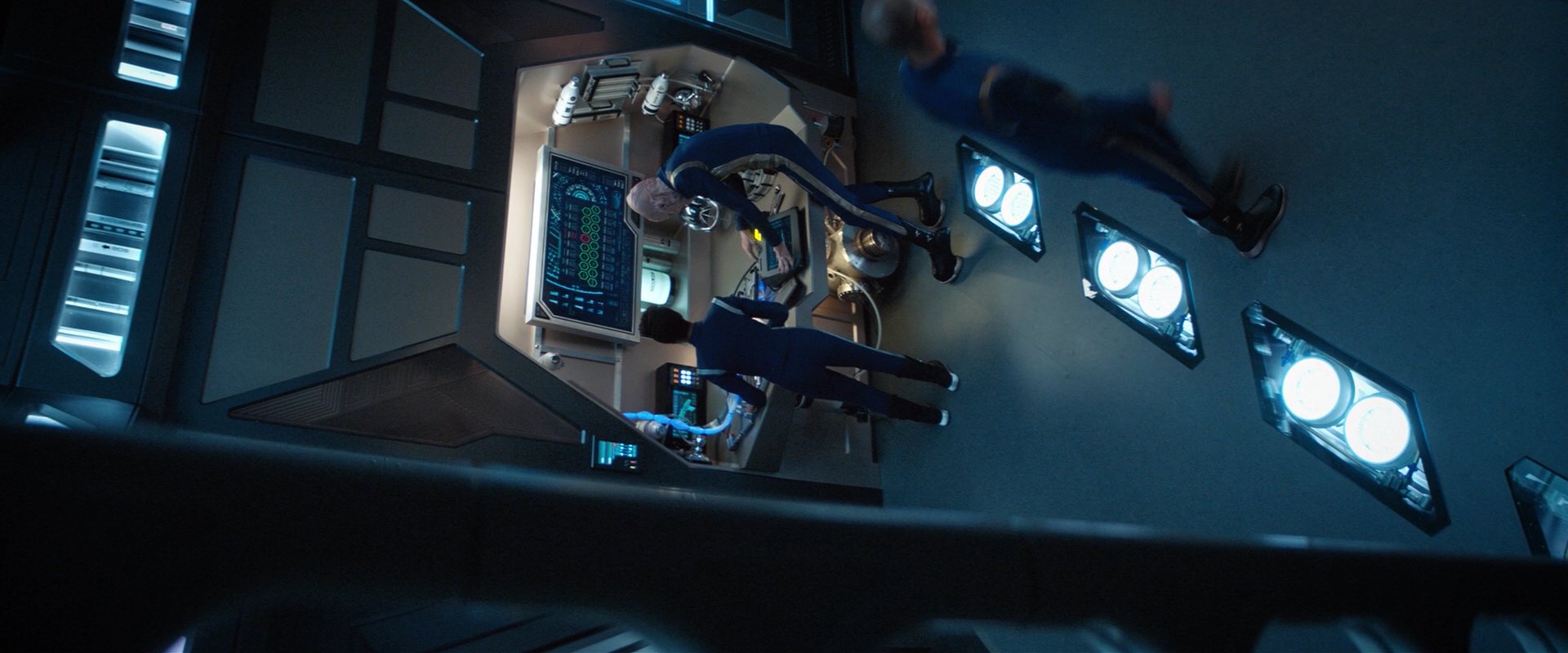 extant_StarTrekDiscovery_2x04-AnObolForCharon_01823.jpg