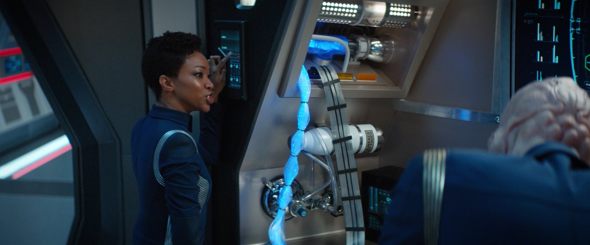extant_StarTrekDiscovery_2x04-AnObolForCharon_01851.jpg