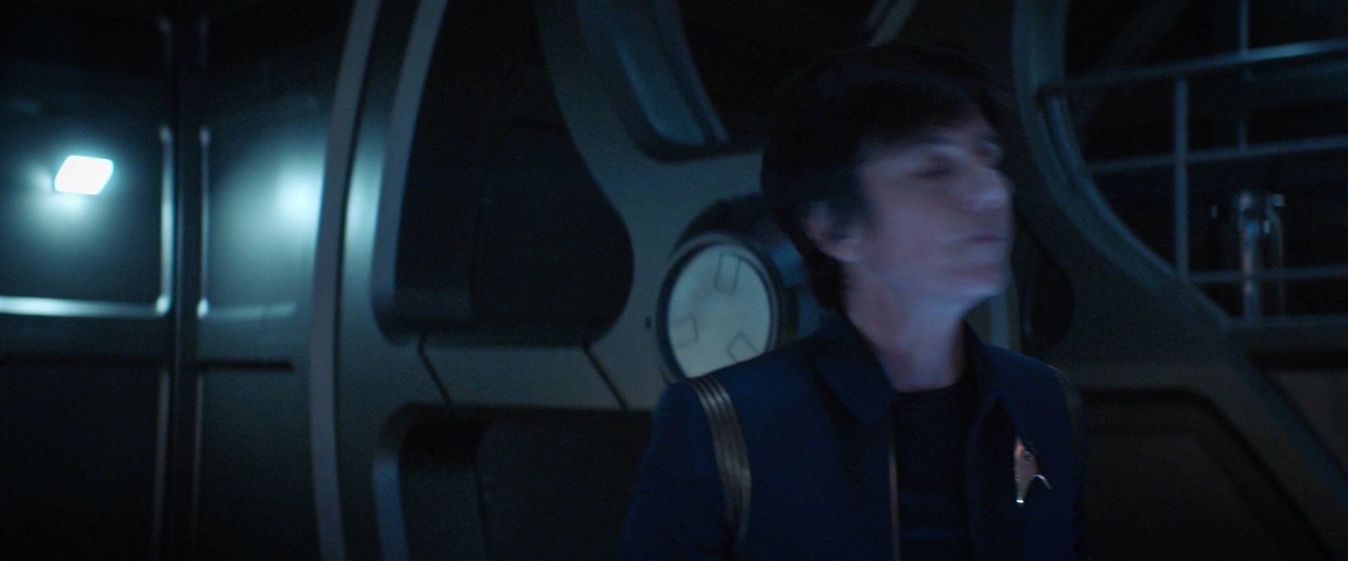 extant_StarTrekDiscovery_2x04-AnObolForCharon_01928.jpg