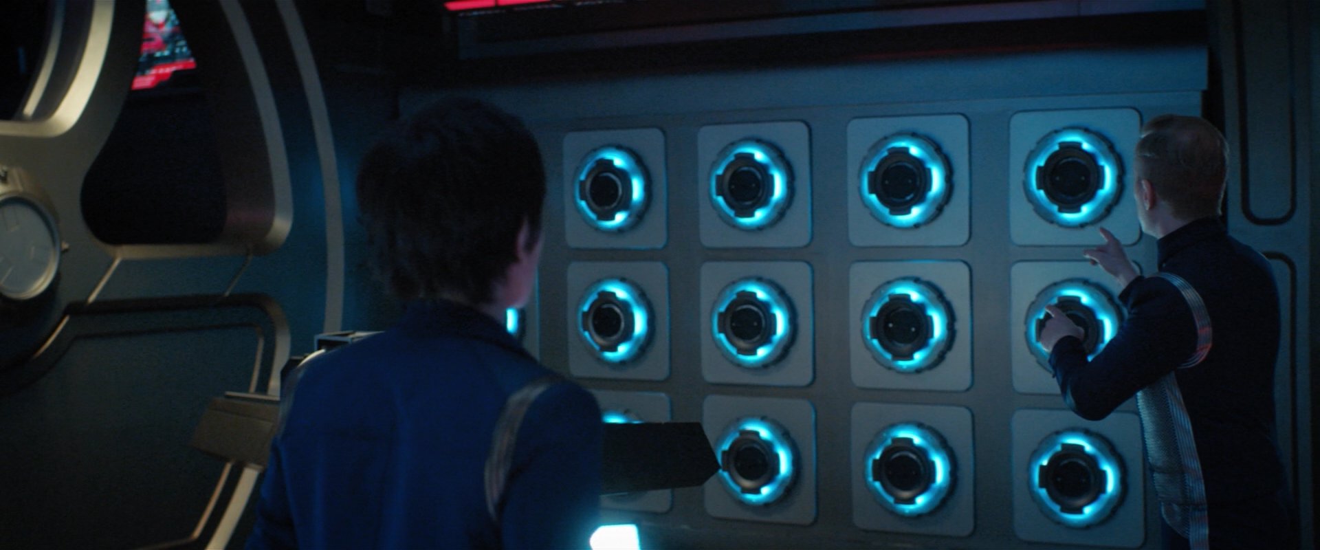 extant_StarTrekDiscovery_2x04-AnObolForCharon_01990.jpg