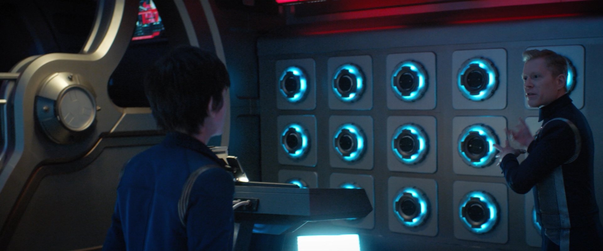 extant_StarTrekDiscovery_2x04-AnObolForCharon_01992.jpg
