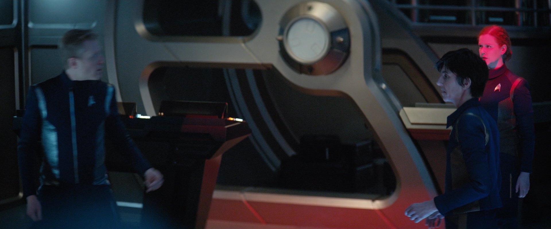 extant_StarTrekDiscovery_2x04-AnObolForCharon_02009.jpg
