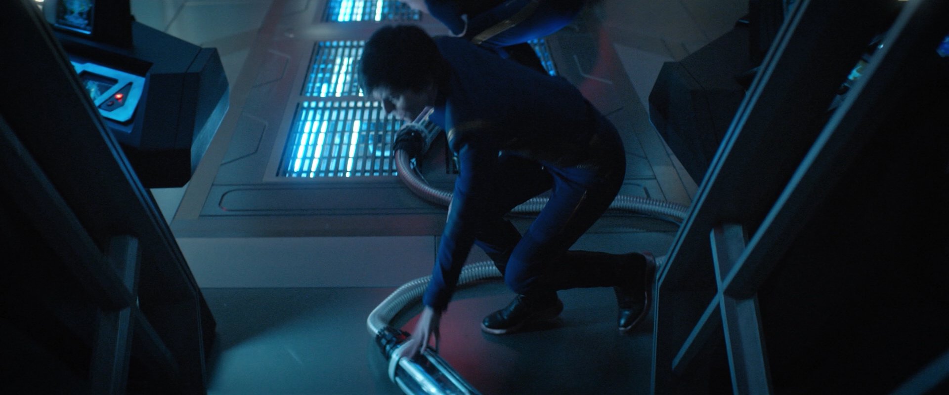 extant_StarTrekDiscovery_2x04-AnObolForCharon_02042.jpg