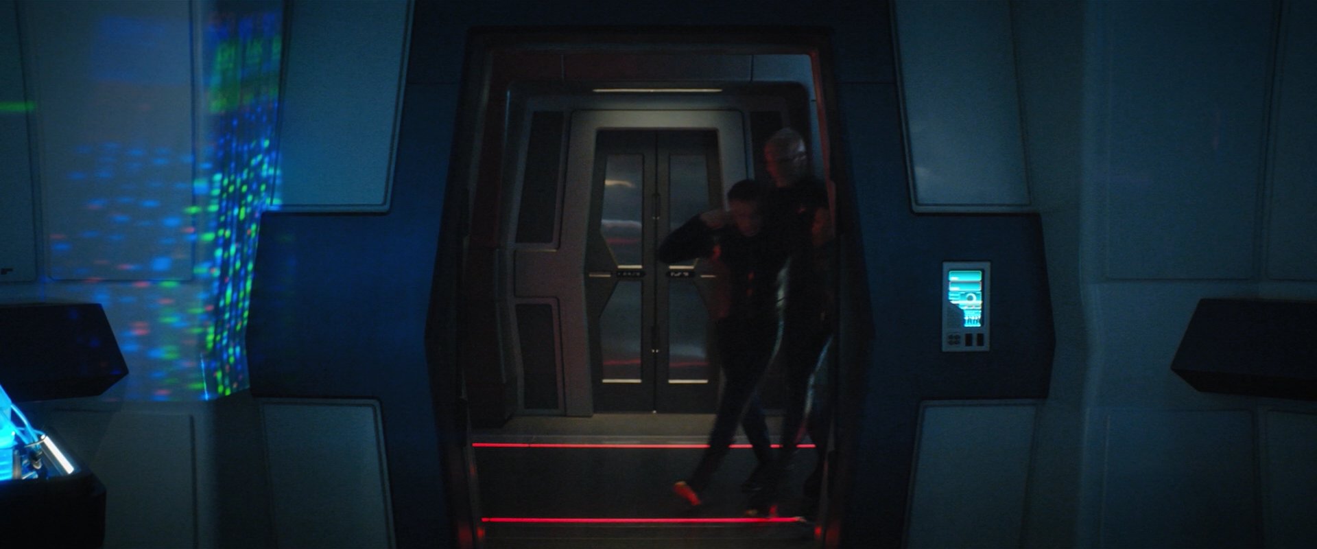 extant_StarTrekDiscovery_2x04-AnObolForCharon_02197.jpg