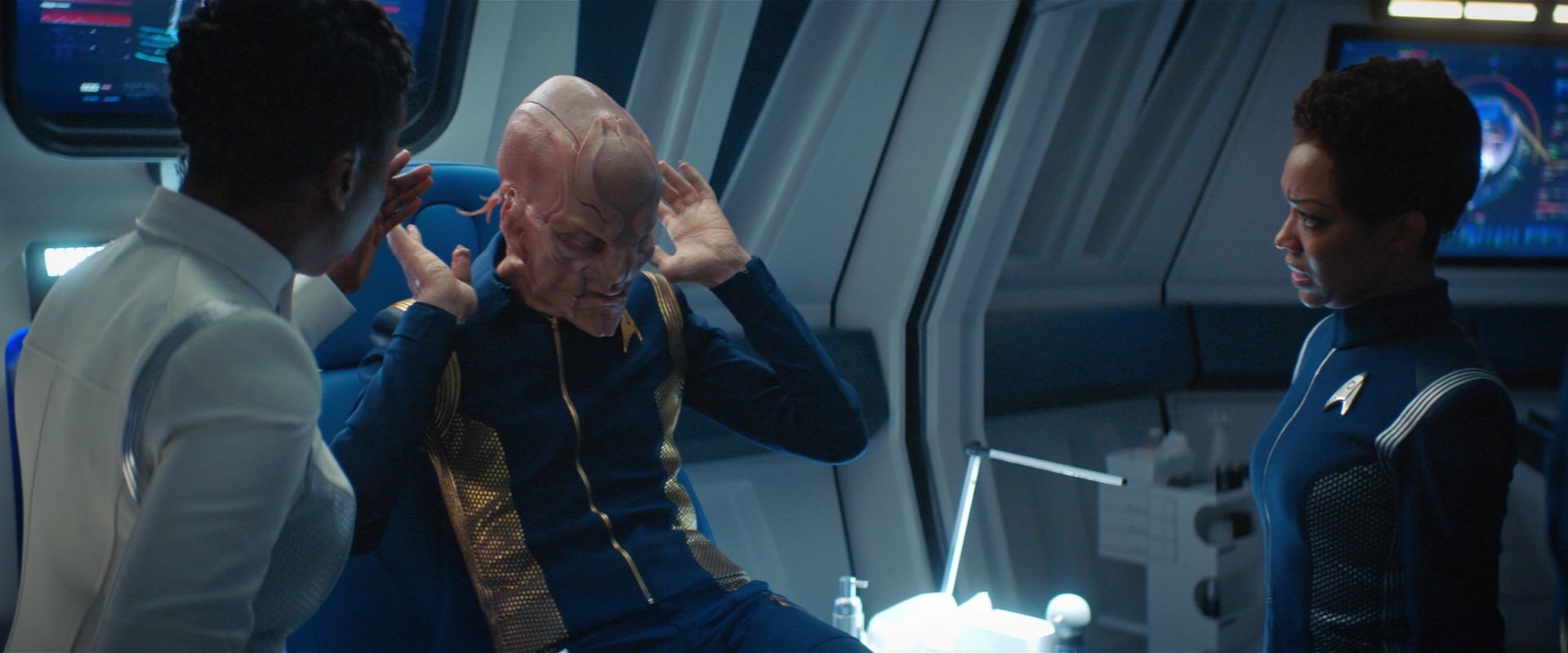 extant_StarTrekDiscovery_2x04-AnObolForCharon_02233.jpg