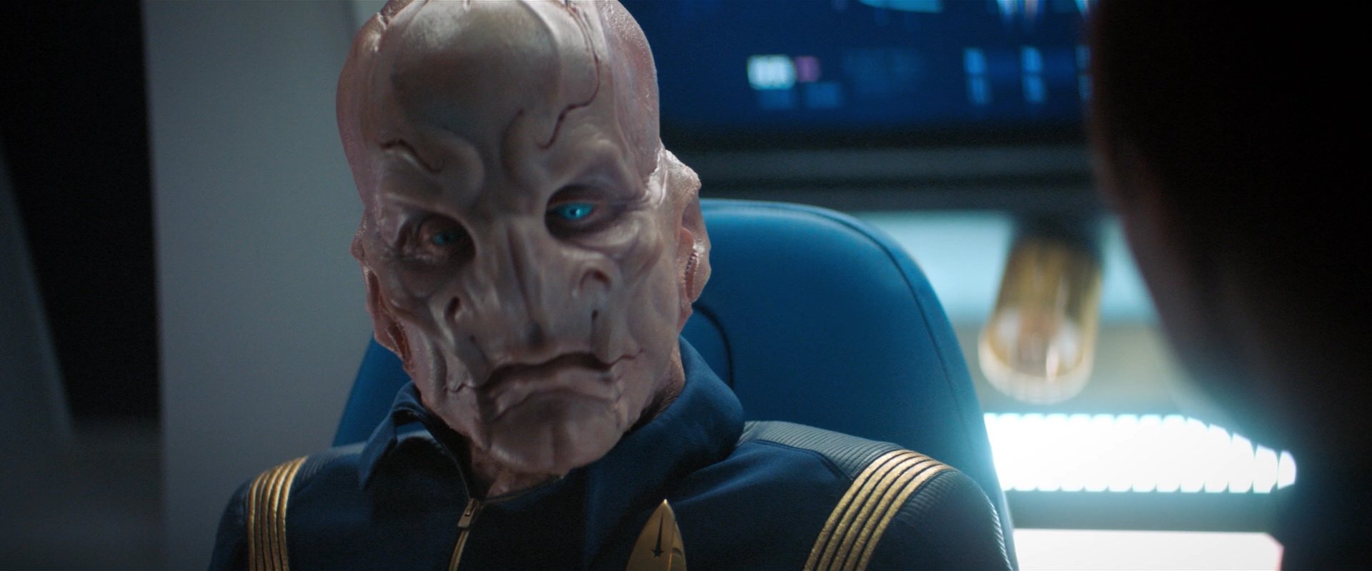 extant_StarTrekDiscovery_2x04-AnObolForCharon_02378.jpg