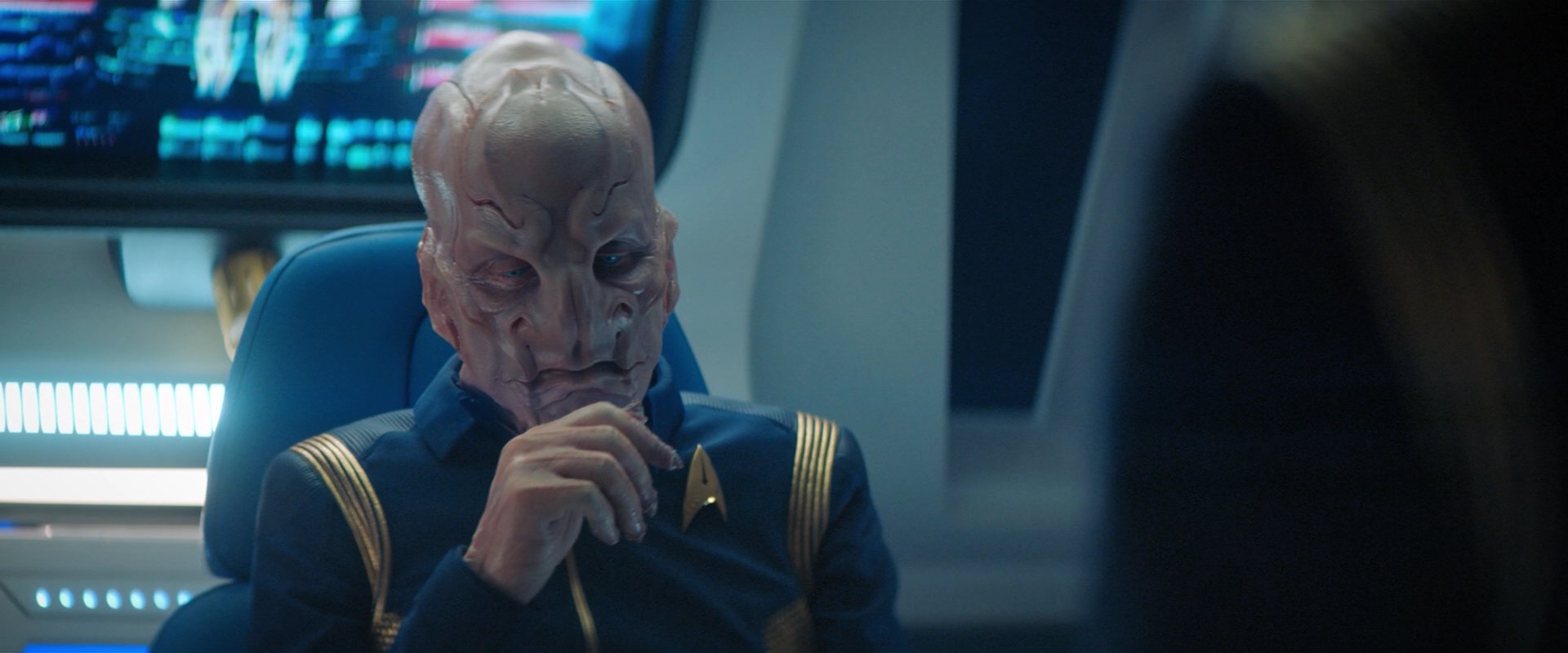 extant_StarTrekDiscovery_2x04-AnObolForCharon_02418.jpg