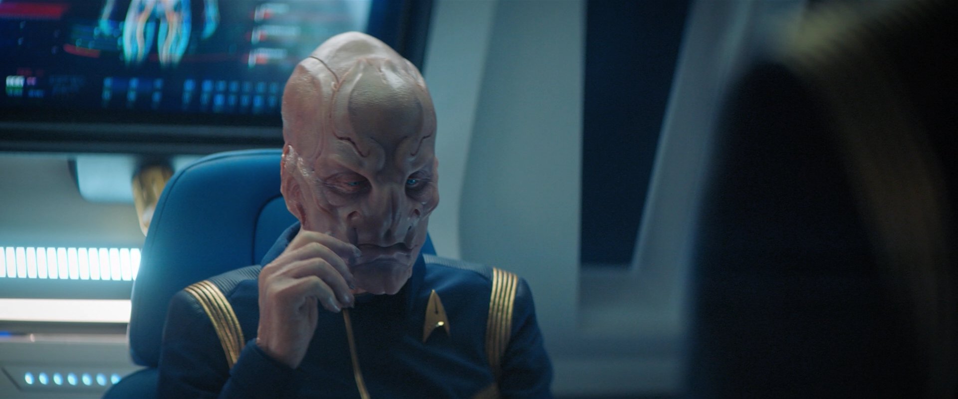 extant_StarTrekDiscovery_2x04-AnObolForCharon_02419.jpg