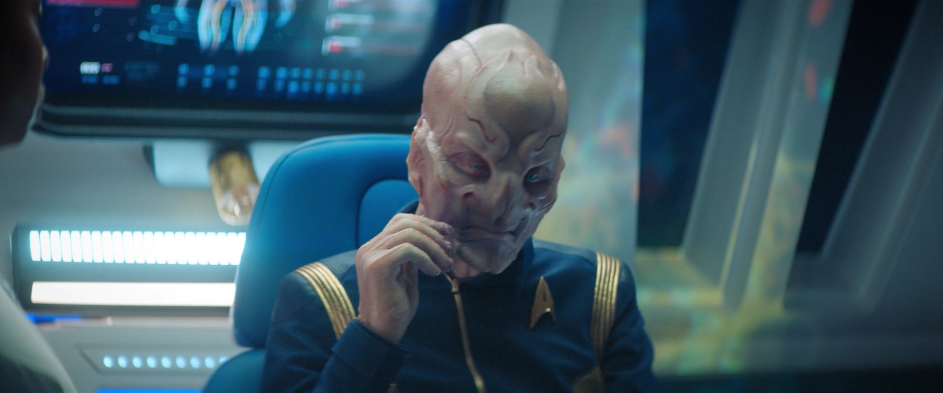 extant_StarTrekDiscovery_2x04-AnObolForCharon_02425.jpg