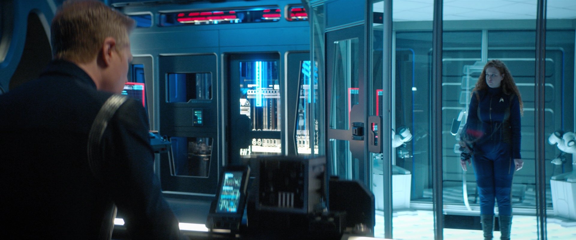 extant_StarTrekDiscovery_2x04-AnObolForCharon_02501.jpg