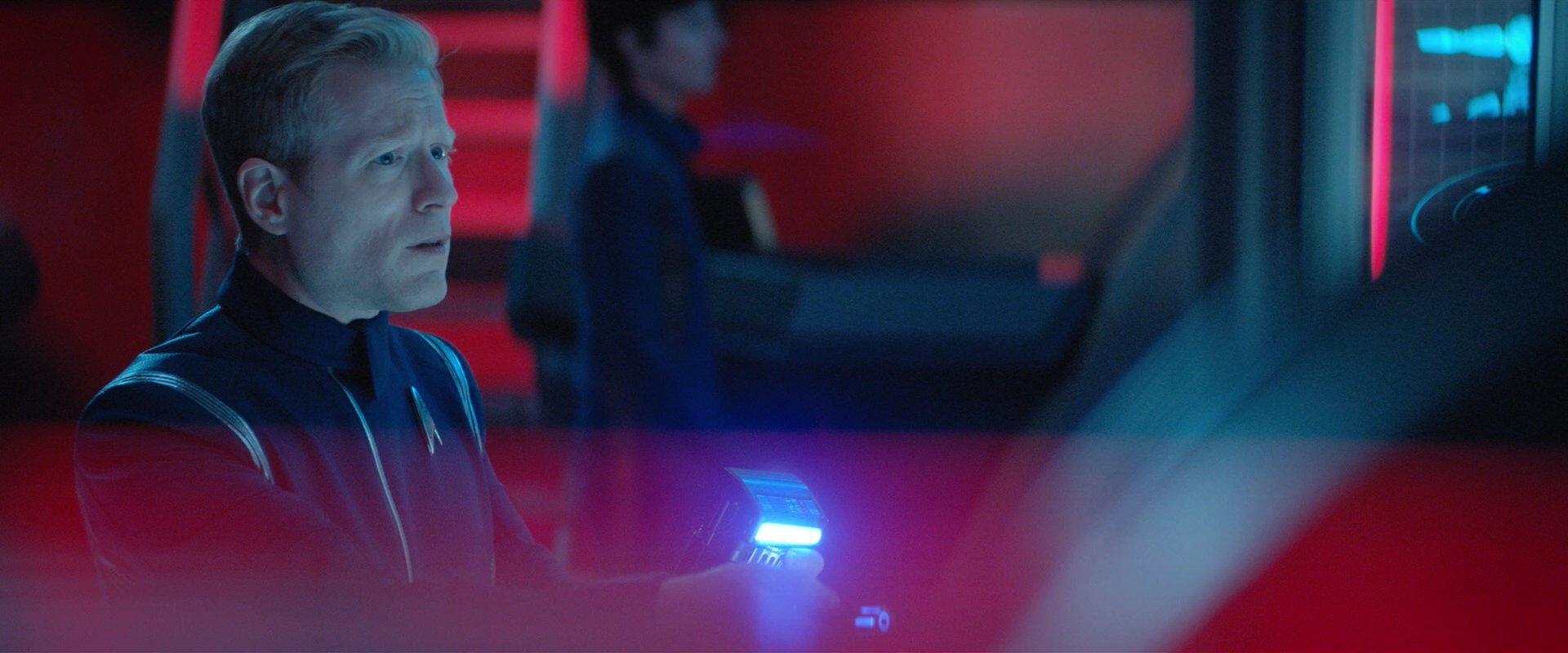 extant_StarTrekDiscovery_2x04-AnObolForCharon_02520.jpg
