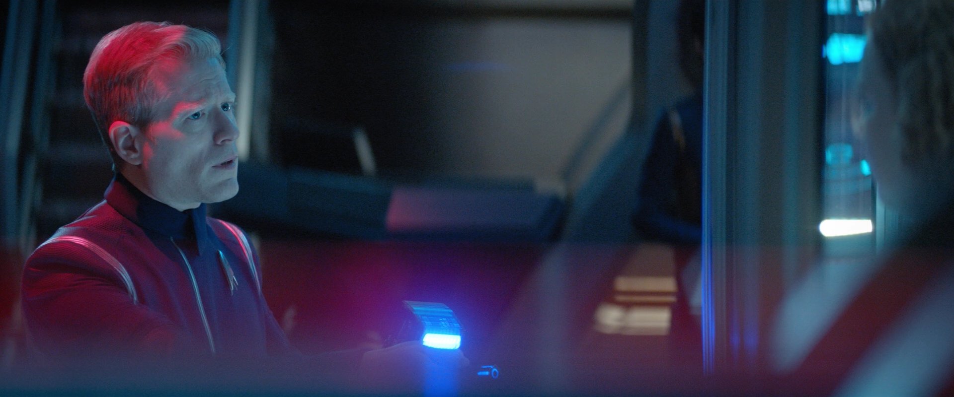 extant_StarTrekDiscovery_2x04-AnObolForCharon_02531.jpg