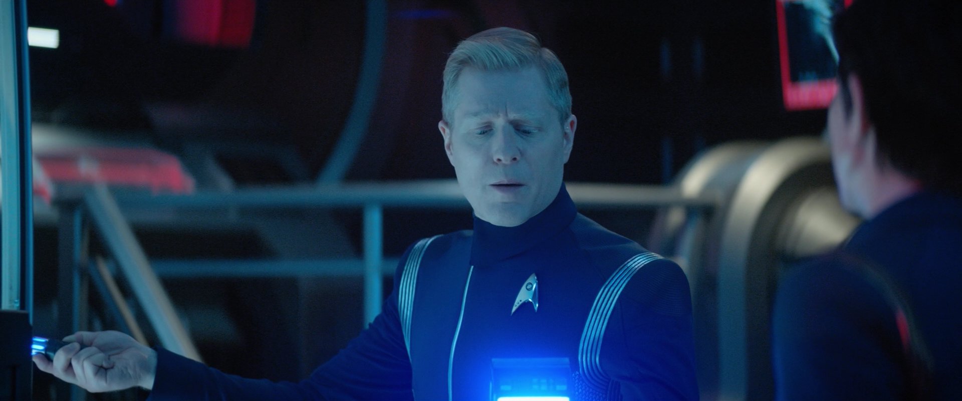 extant_StarTrekDiscovery_2x04-AnObolForCharon_02603.jpg