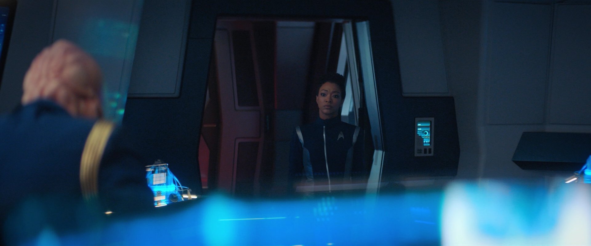 extant_StarTrekDiscovery_2x04-AnObolForCharon_02751.jpg