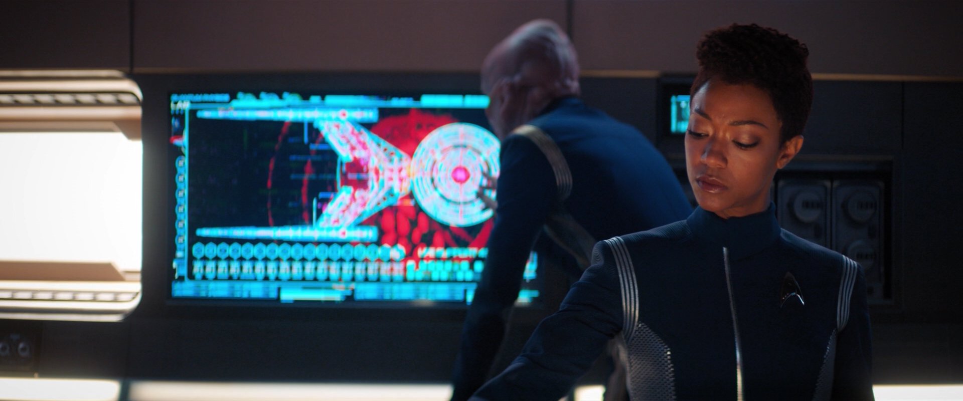 extant_StarTrekDiscovery_2x04-AnObolForCharon_02785.jpg