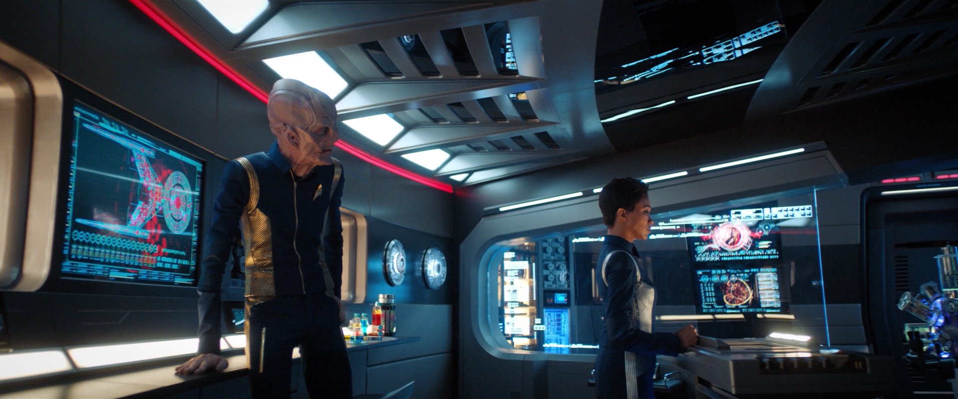 extant_StarTrekDiscovery_2x04-AnObolForCharon_02810.jpg