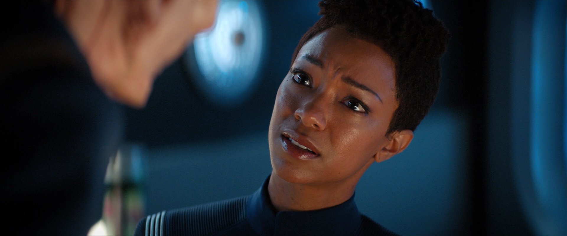 extant_StarTrekDiscovery_2x04-AnObolForCharon_02864.jpg