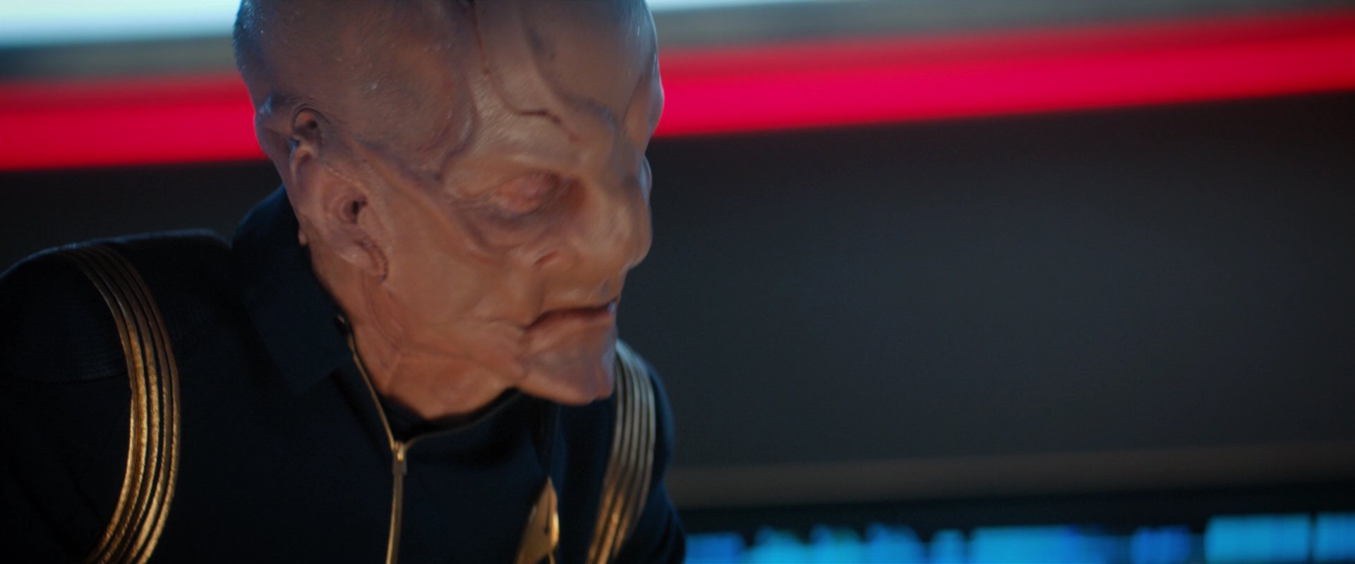 extant_StarTrekDiscovery_2x04-AnObolForCharon_02931.jpg