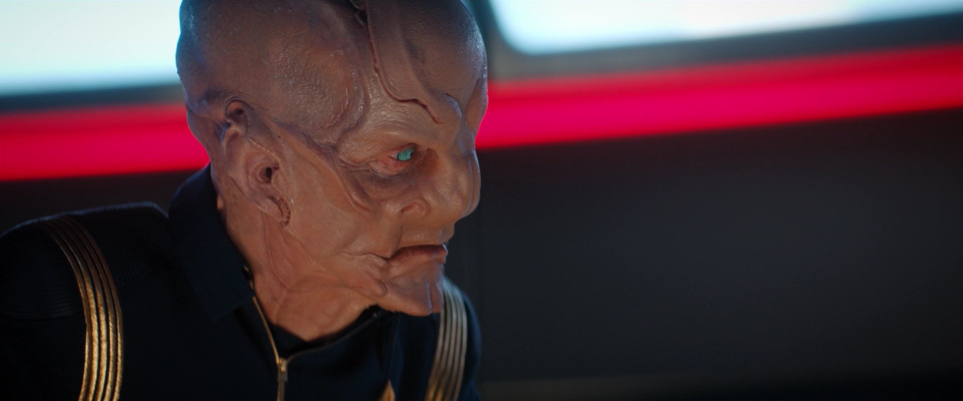 extant_StarTrekDiscovery_2x04-AnObolForCharon_02942.jpg