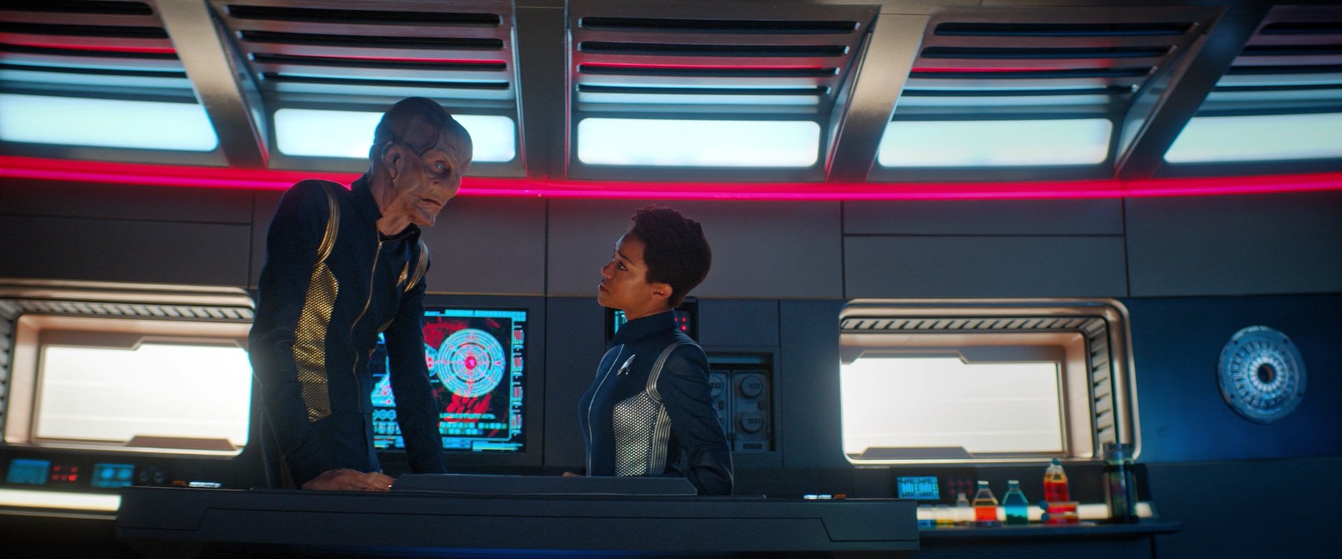 extant_StarTrekDiscovery_2x04-AnObolForCharon_02995.jpg