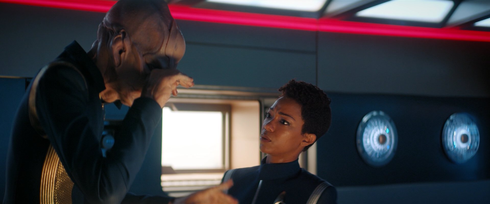 extant_StarTrekDiscovery_2x04-AnObolForCharon_03152.jpg