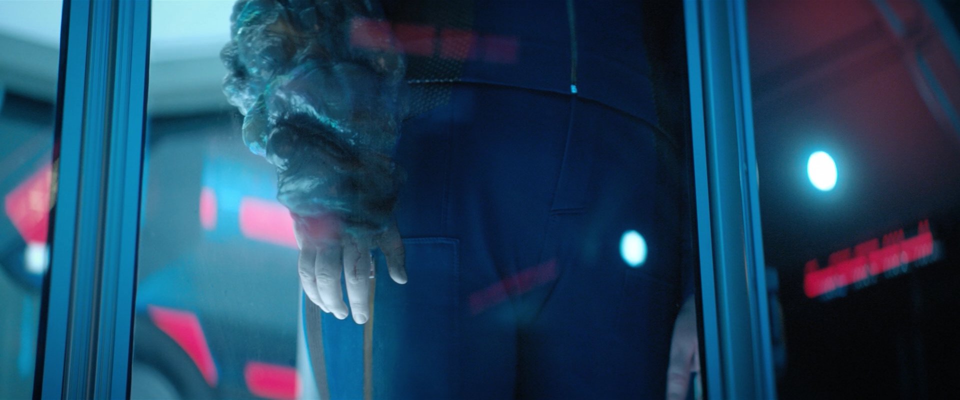 extant_StarTrekDiscovery_2x04-AnObolForCharon_03285.jpg