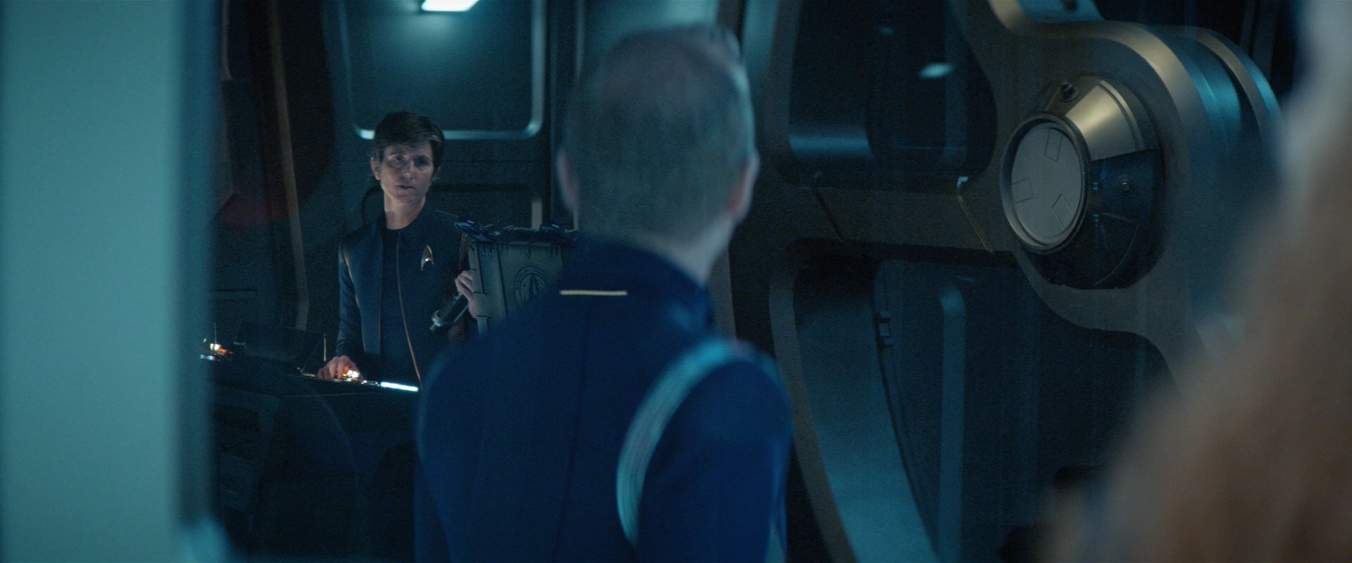 extant_StarTrekDiscovery_2x04-AnObolForCharon_03625.jpg
