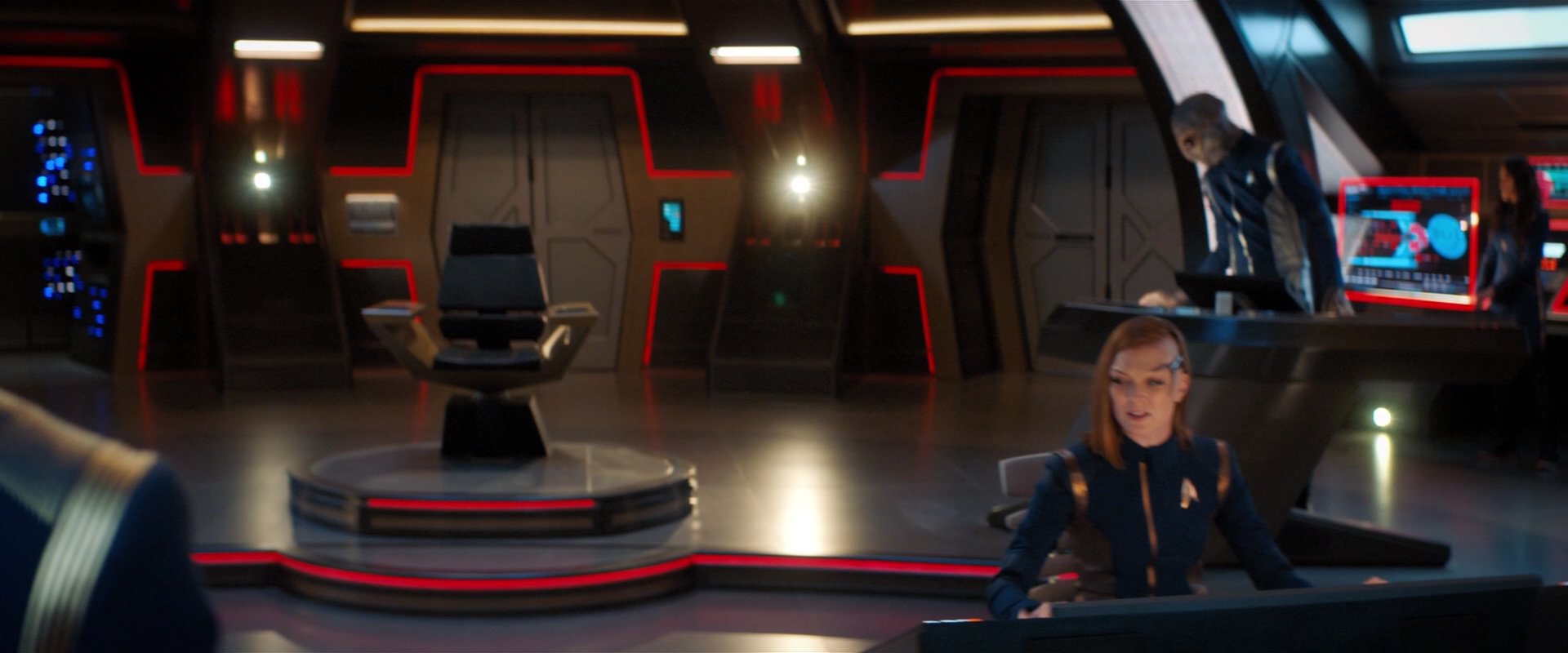 extant_StarTrekDiscovery_2x04-AnObolForCharon_03659.jpg