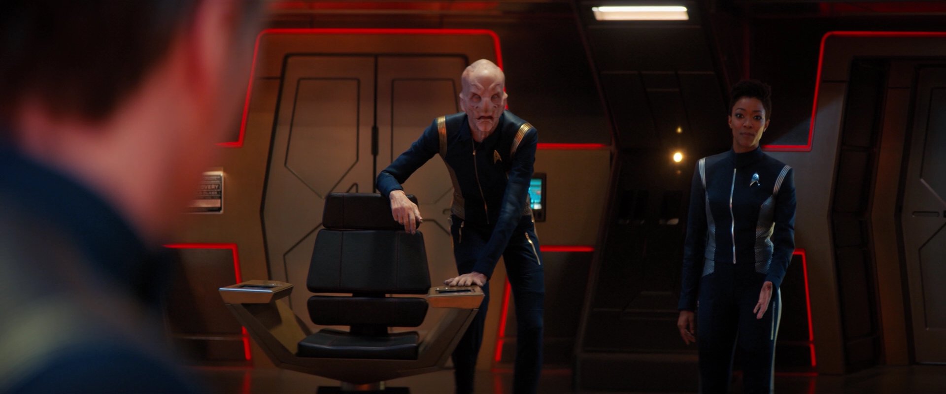extant_StarTrekDiscovery_2x04-AnObolForCharon_03726.jpg