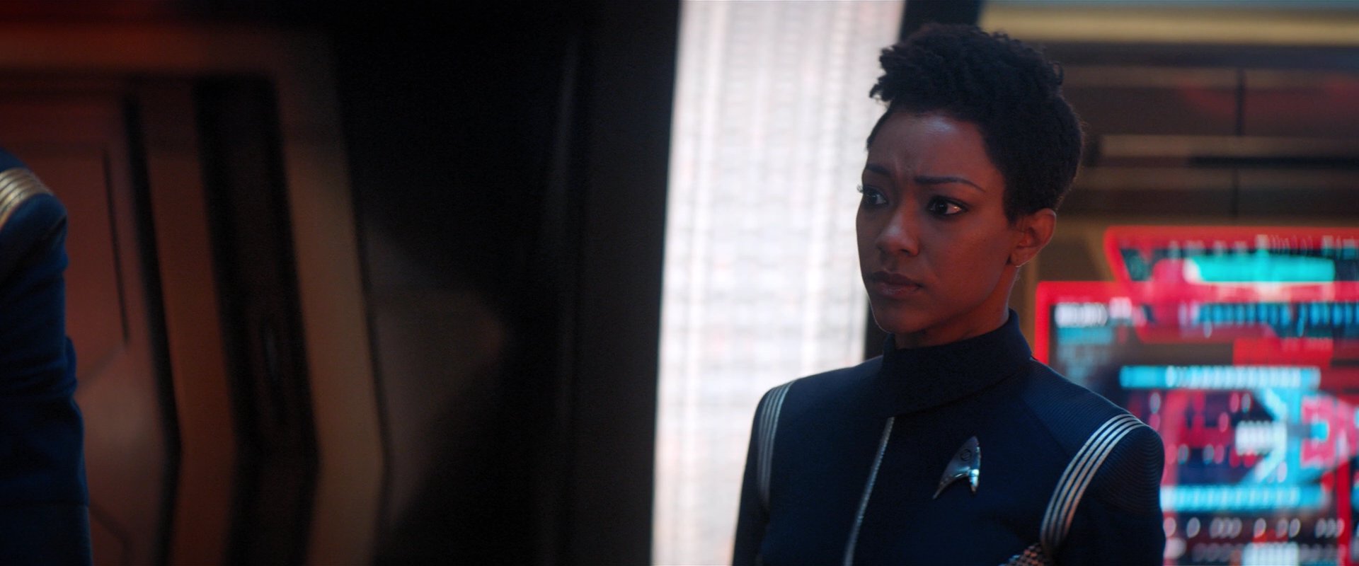 extant_StarTrekDiscovery_2x04-AnObolForCharon_03862.jpg
