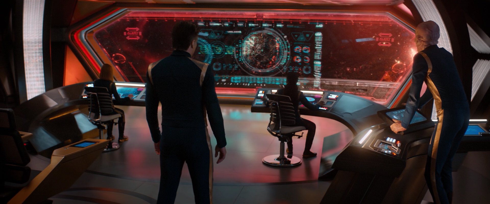 extant_StarTrekDiscovery_2x04-AnObolForCharon_03879.jpg