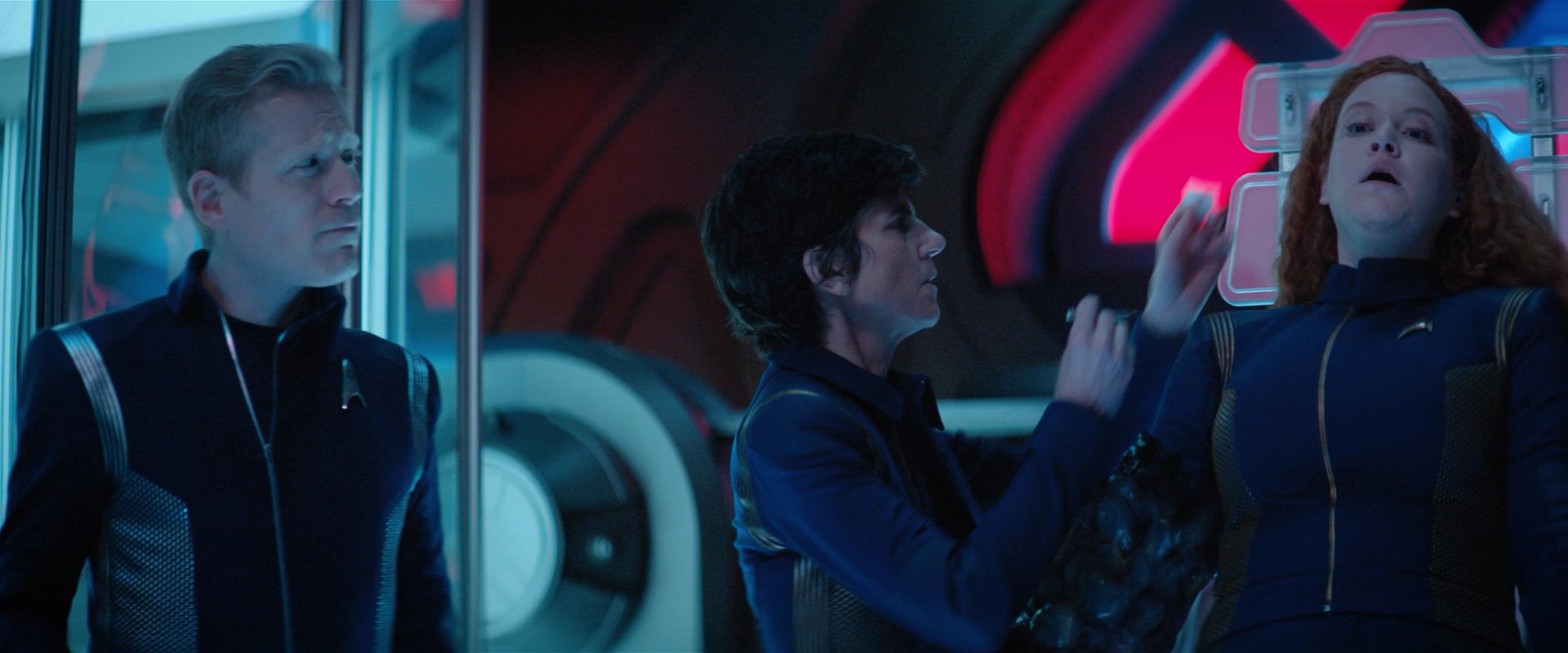 extant_StarTrekDiscovery_2x04-AnObolForCharon_04086.jpg