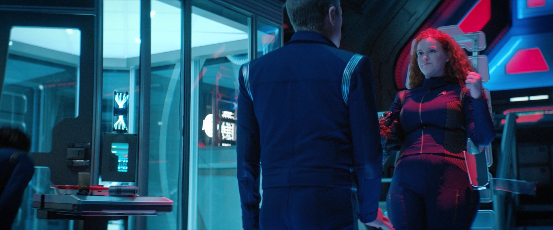 extant_StarTrekDiscovery_2x04-AnObolForCharon_04259.jpg