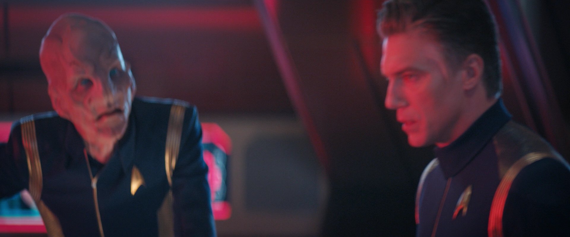 extant_StarTrekDiscovery_2x04-AnObolForCharon_04339.jpg