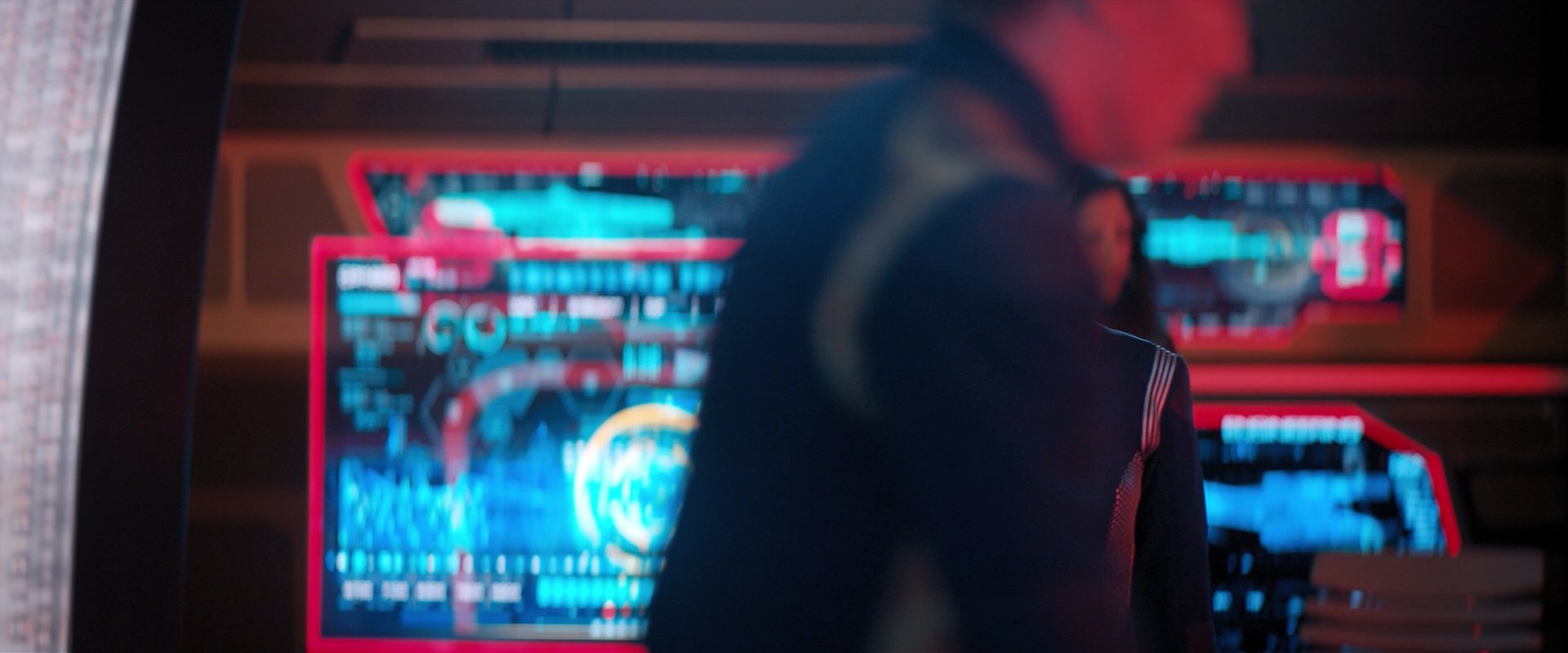 extant_StarTrekDiscovery_2x04-AnObolForCharon_04343.jpg