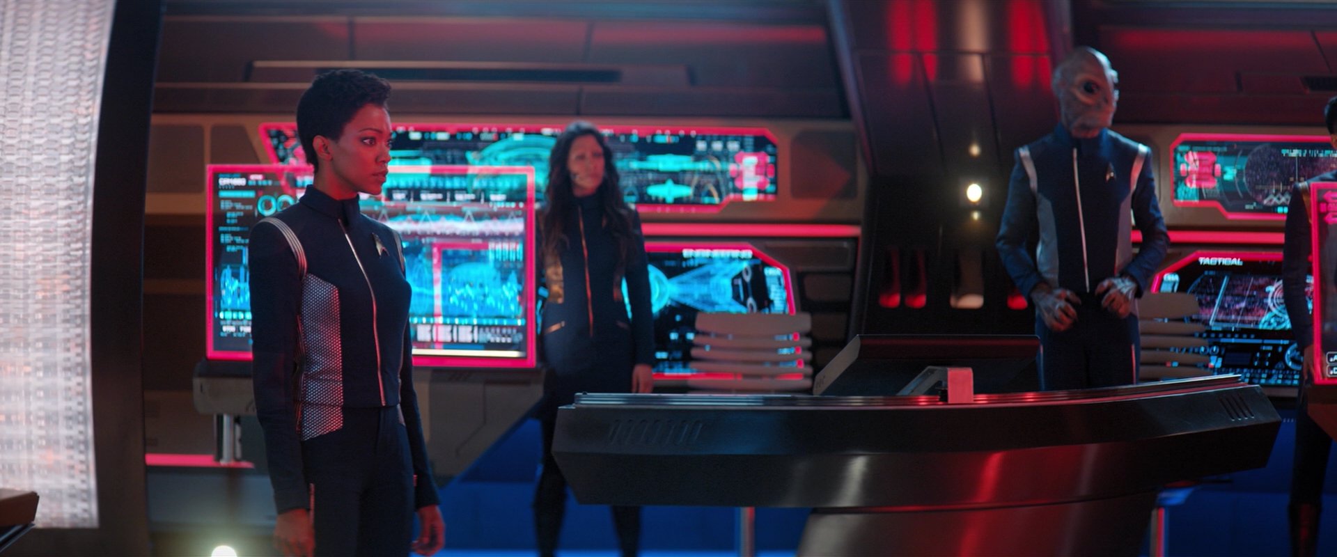 extant_StarTrekDiscovery_2x04-AnObolForCharon_04353.jpg