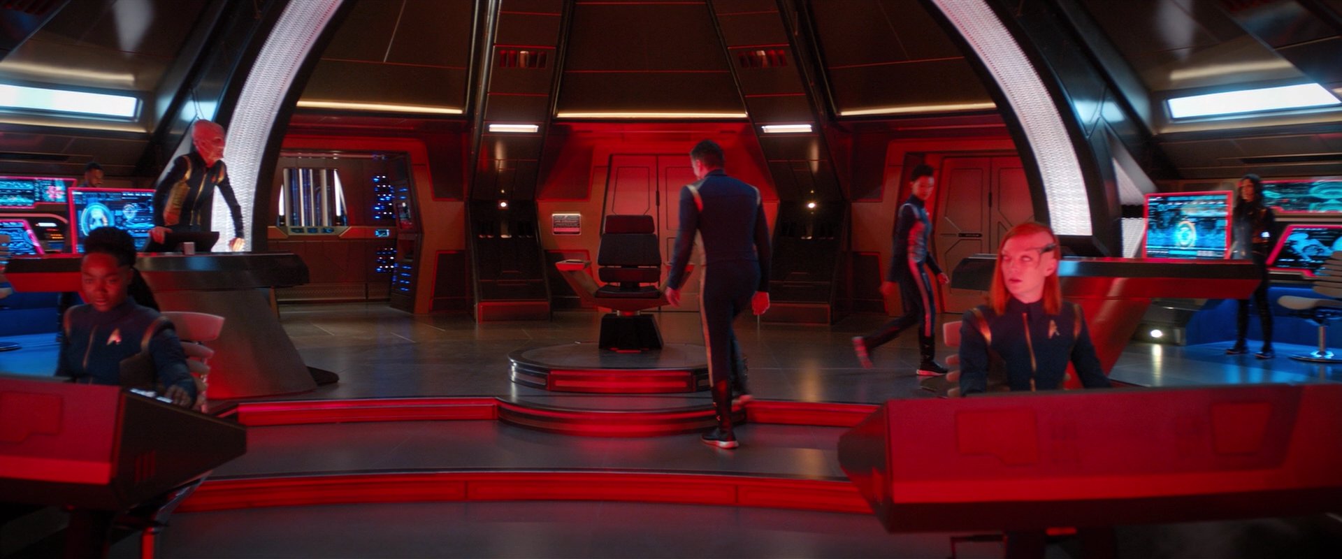 extant_StarTrekDiscovery_2x04-AnObolForCharon_04389.jpg