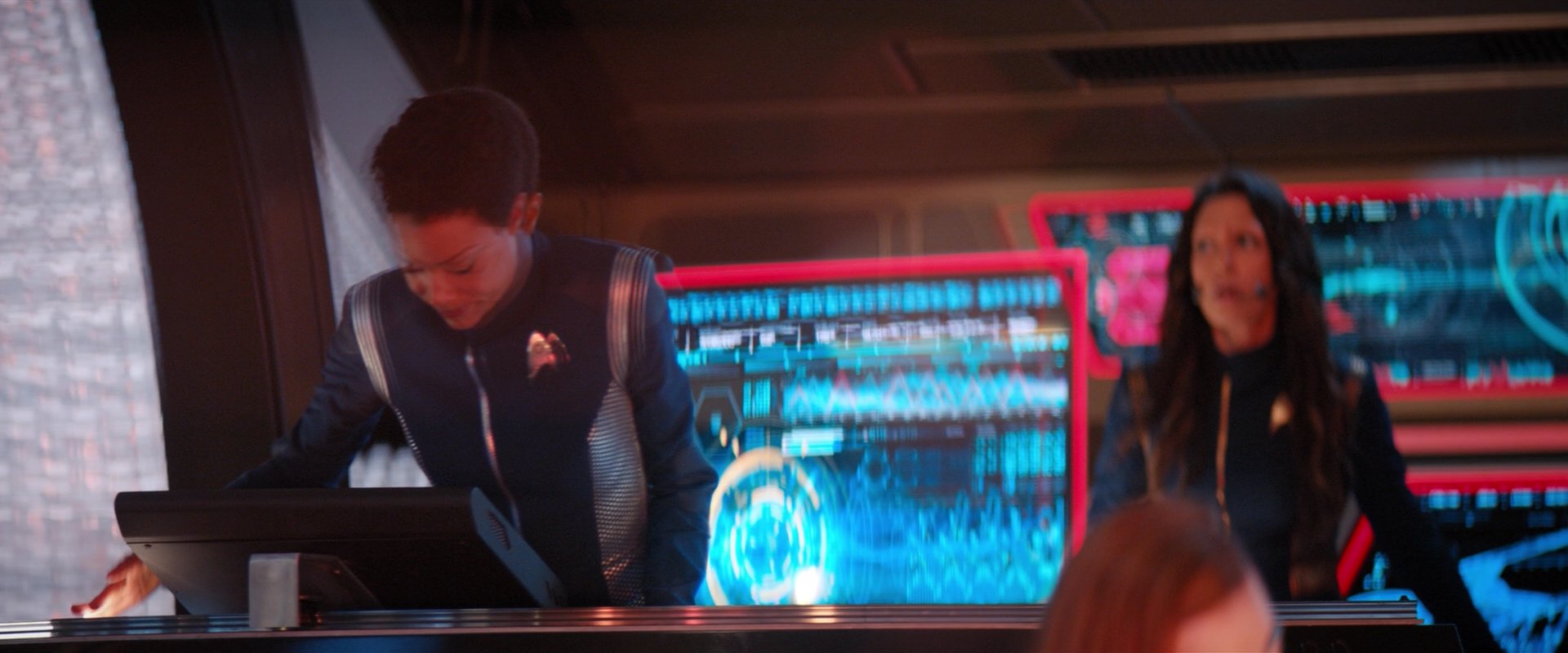 extant_StarTrekDiscovery_2x04-AnObolForCharon_04414.jpg