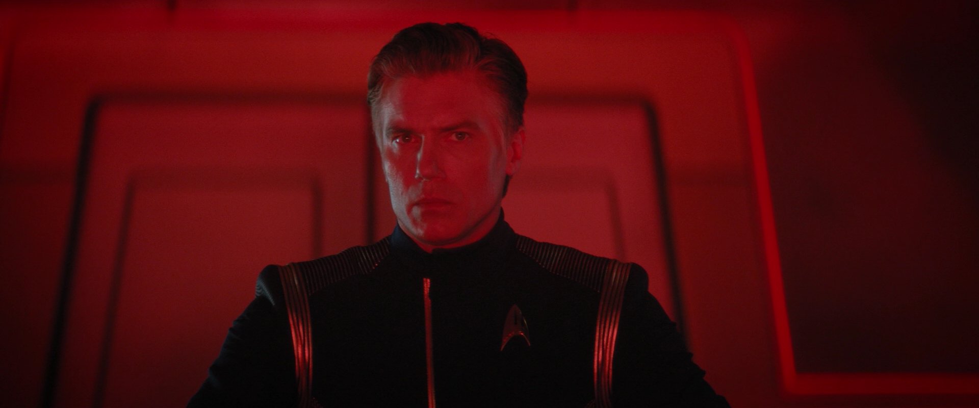 extant_StarTrekDiscovery_2x04-AnObolForCharon_04452.jpg